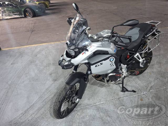 2025 BMW F 900 