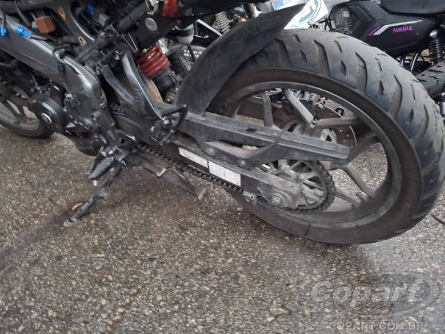 2025 BAJAJ DOMINAR 