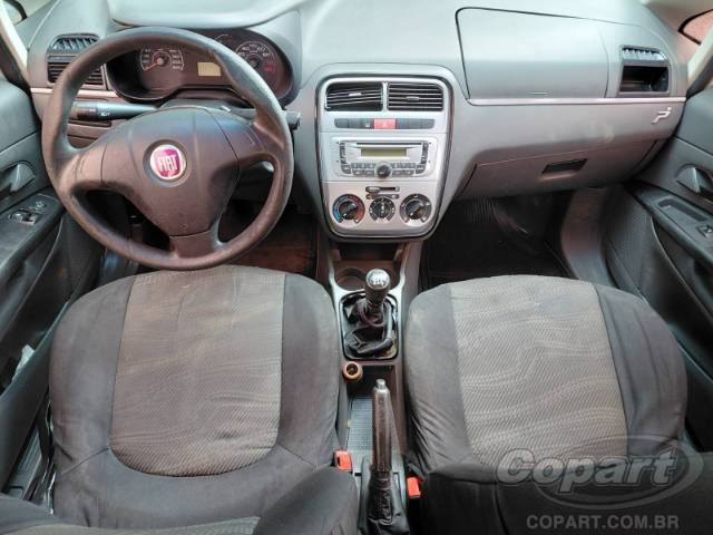 2011 FIAT PUNTO 