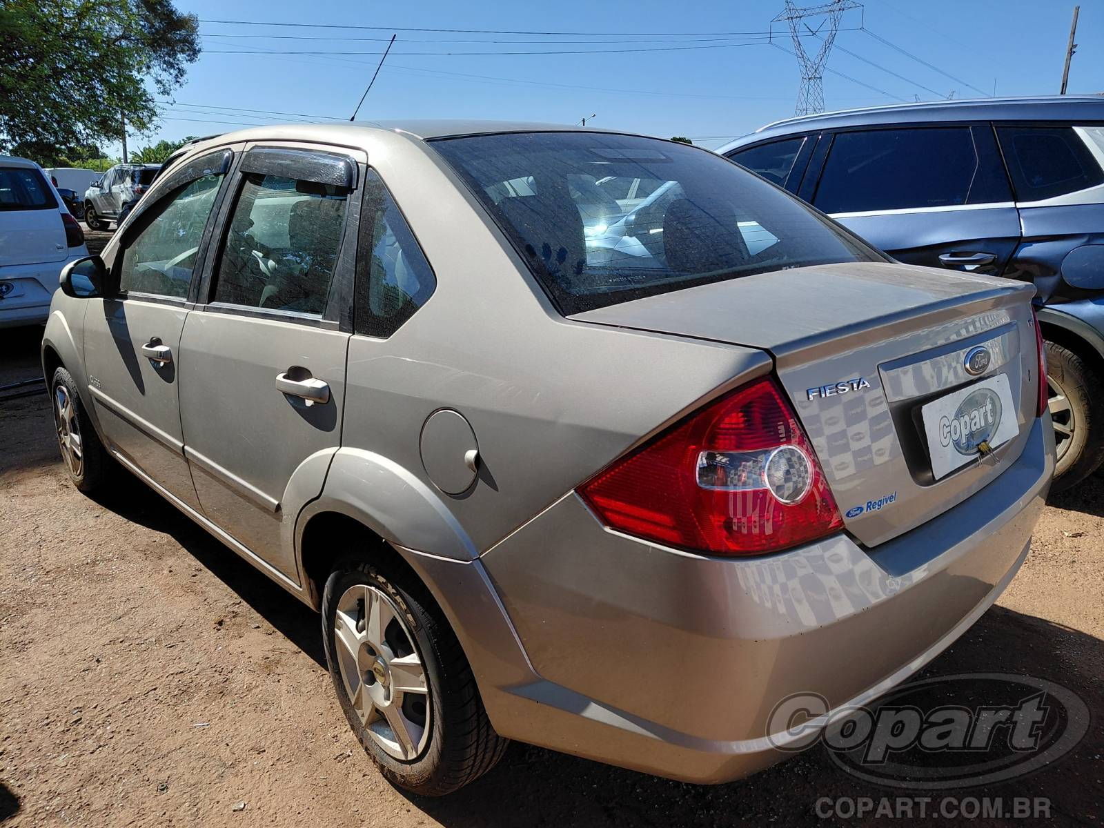 Foto 3: 2010 FORD FIESTA SEDAN