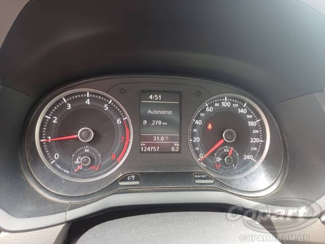 2017 VOLKSWAGEN VOYAGE 