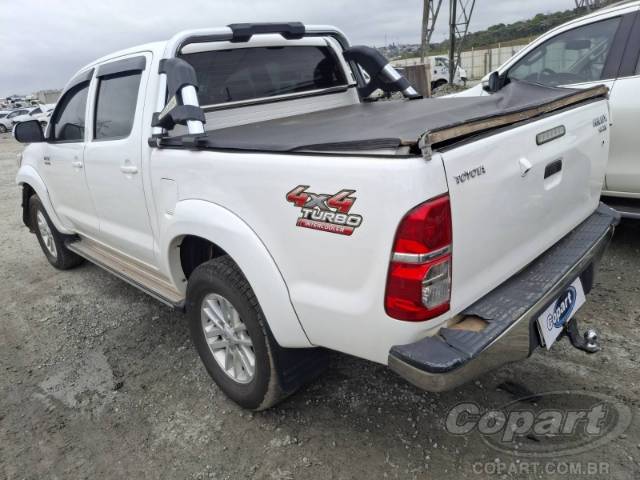 2014 TOYOTA HILUX CD 