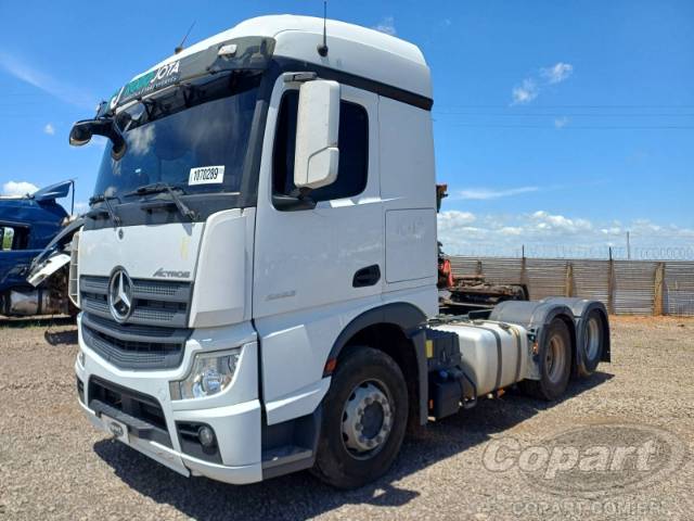 2025 MERCEDES-BENZ Actros 