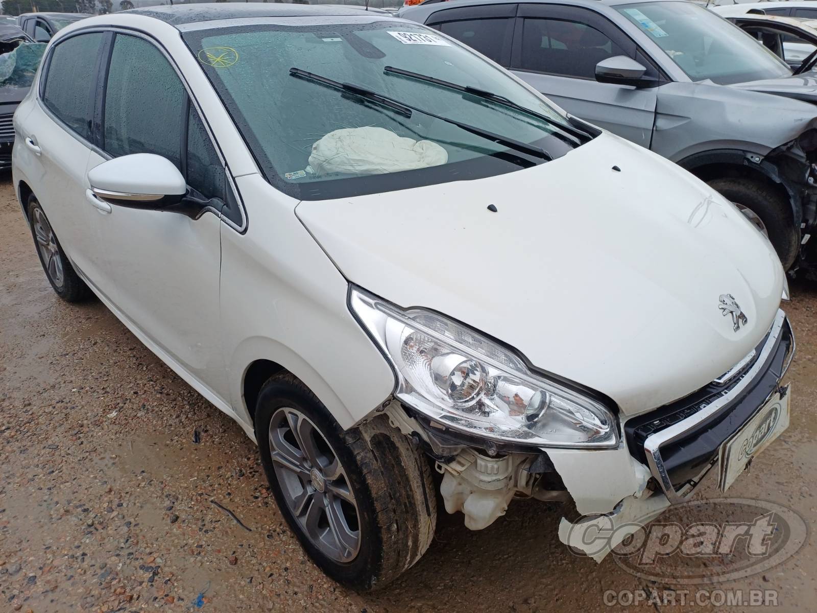 2014 PEUGEOT 208