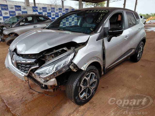 2022 RENAULT CAPTUR 