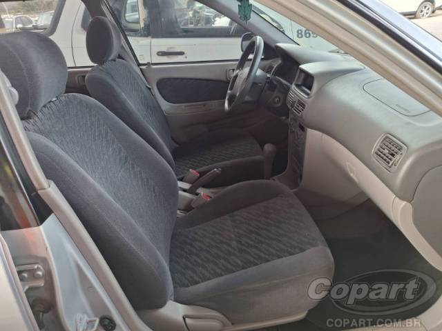 2002 TOYOTA COROLLA 