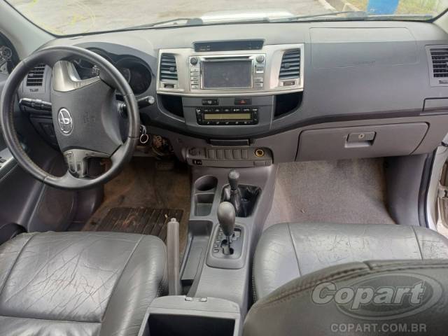 2012 TOYOTA HILUX CD 