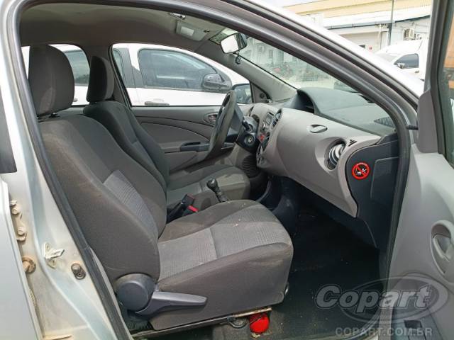 2013 TOYOTA ETIOS 