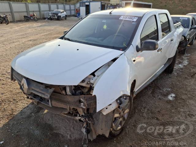 2021 RENAULT DUSTER OROCH 