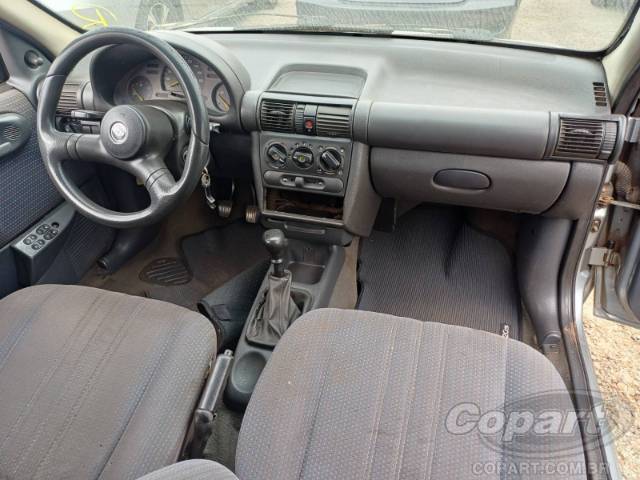 1998 CHEVROLET CORSA 