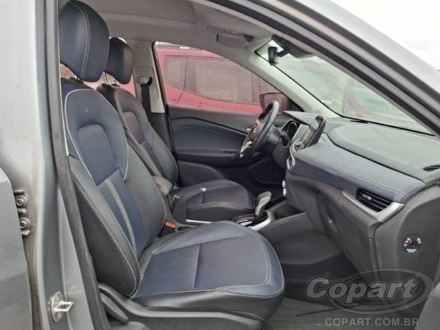 2025 CHEVROLET TRACKER 