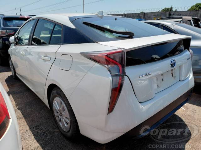 2018 TOYOTA PRIUS 