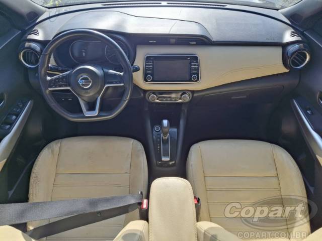 2017 NISSAN KICKS 