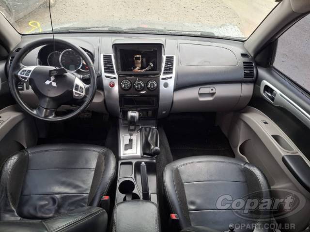 2012 MITSUBISHI PAJERO DAKAR 