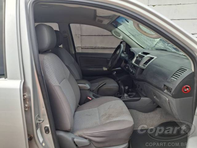 2013 TOYOTA HILUX CD 