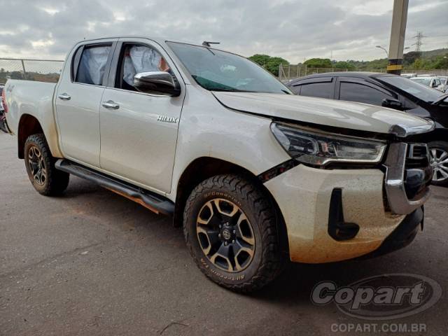 2021 TOYOTA HILUX CD 