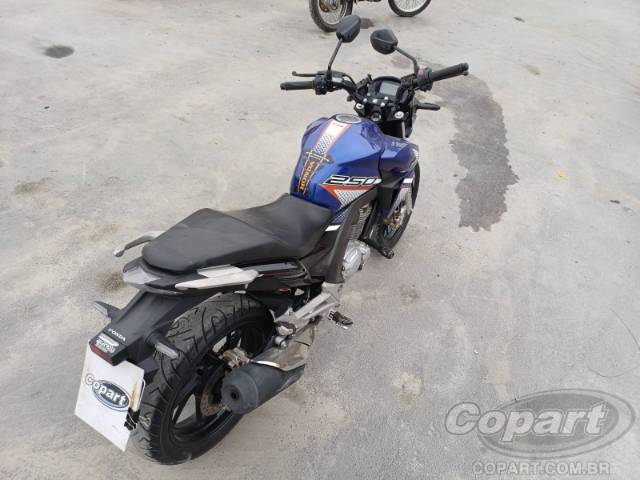 2022 HONDA CB 250 F 