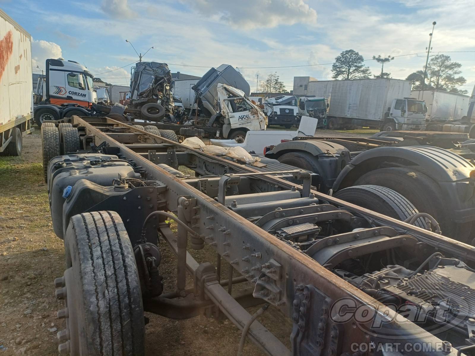 2024 VOLVO VM — foto 6 de 11