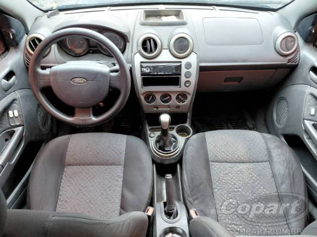 2011 FORD FIESTA 