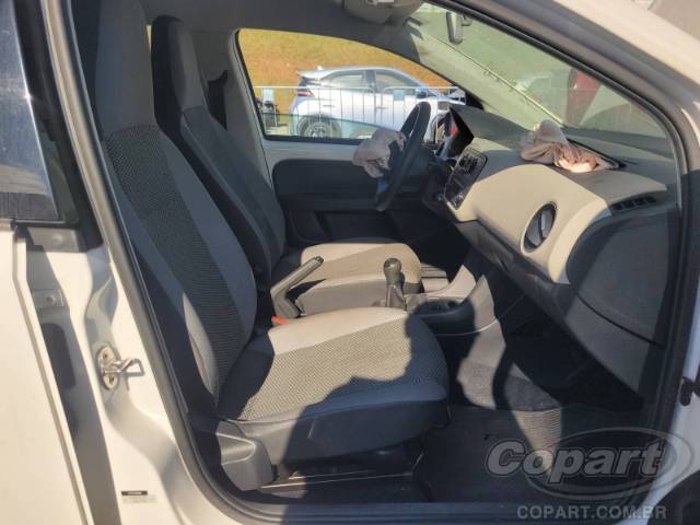 2017 VOLKSWAGEN UP 