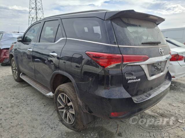 2016 TOYOTA HILUX SW4 
