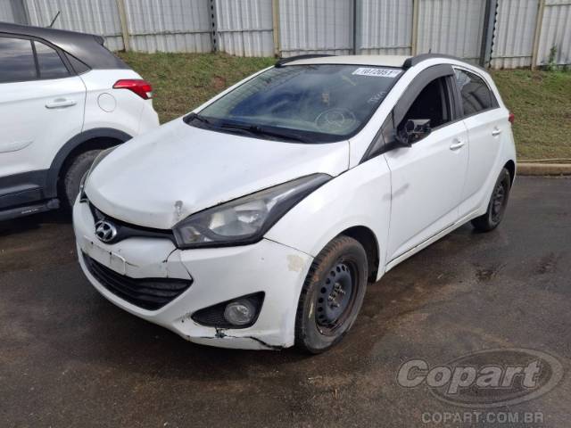 2015 HYUNDAI HB20 