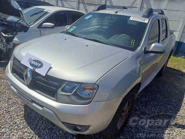 2017 RENAULT DUSTER OROCH 