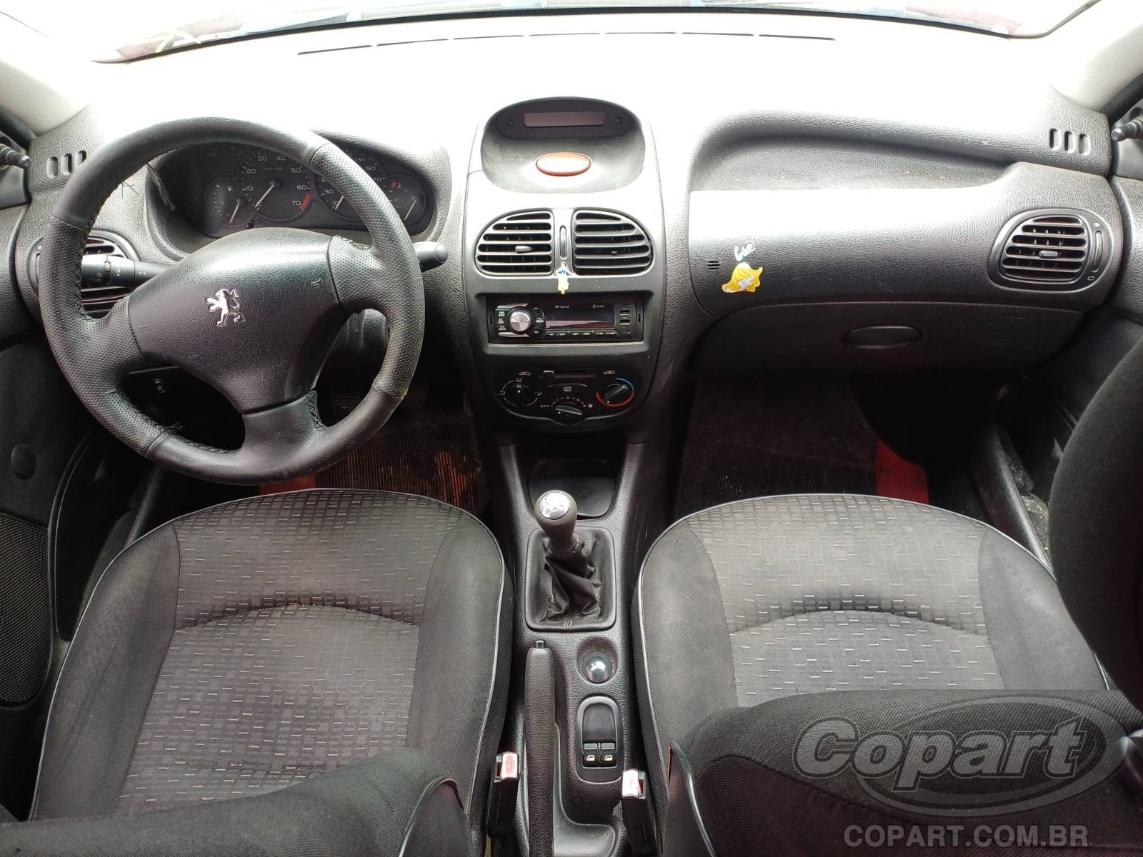 Foto 9 de 10: 2008 PEUGEOT 206