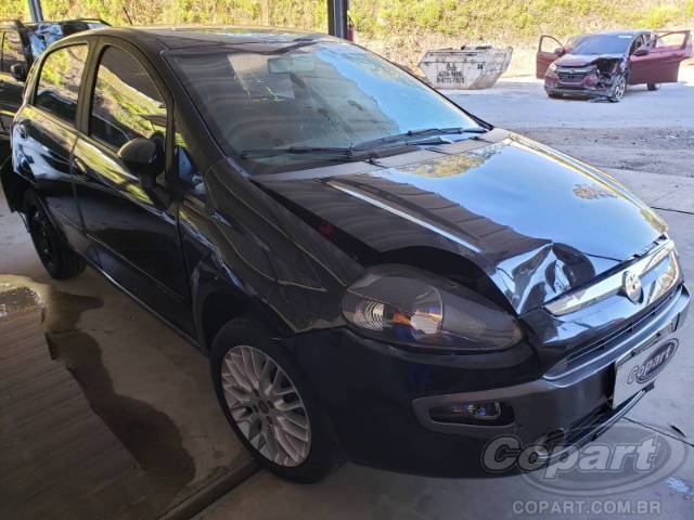 2014 FIAT PUNTO 