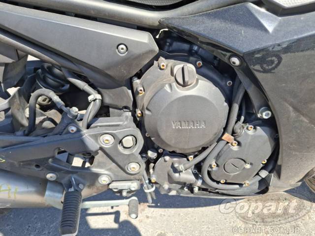 2011 YAMAHA XJ6 