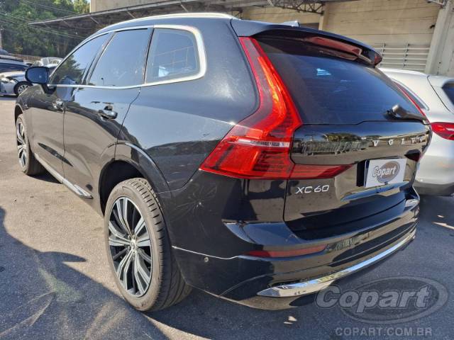 2022 VOLVO XC60 