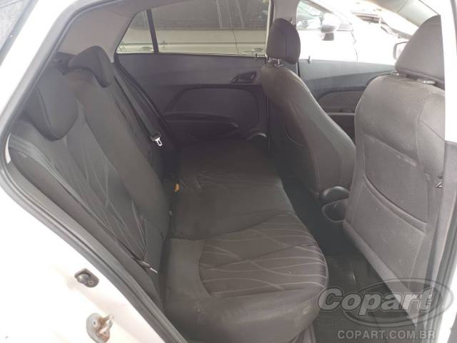 2014 HYUNDAI HB20S 
