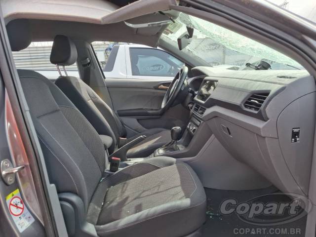 2021 VOLKSWAGEN T-CROSS 