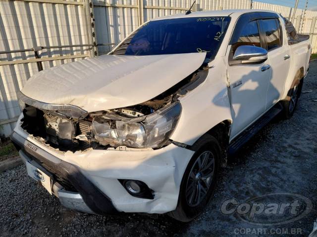 2016 TOYOTA HILUX CD 