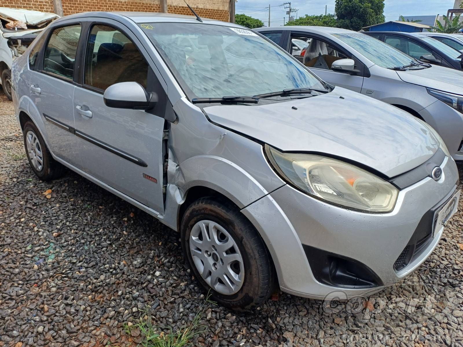 Veículo Ford Fiesta Ford Fiesta Sedan Flex 1.6 2013 Colisão Média Monta 2013 em leilão
