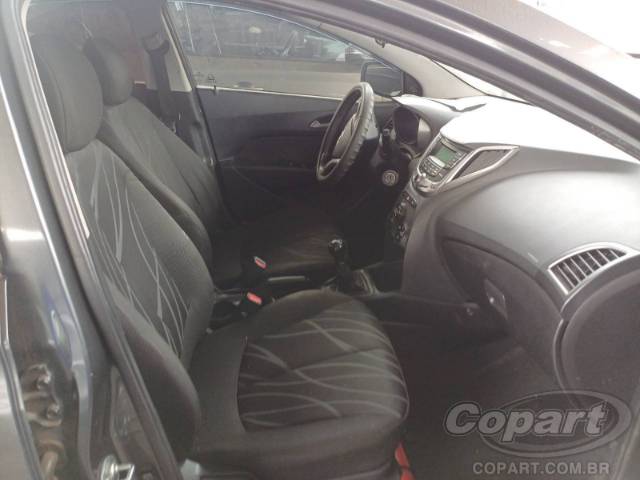 2014 HYUNDAI HB20S 