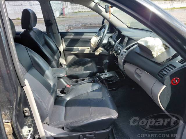 2016 MITSUBISHI PAJERO 