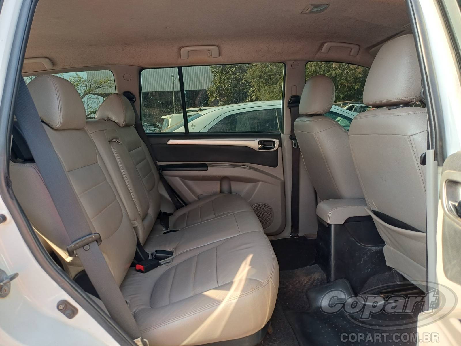 Foto 6 de 11: 2016 MITSUBISHI PAJERO