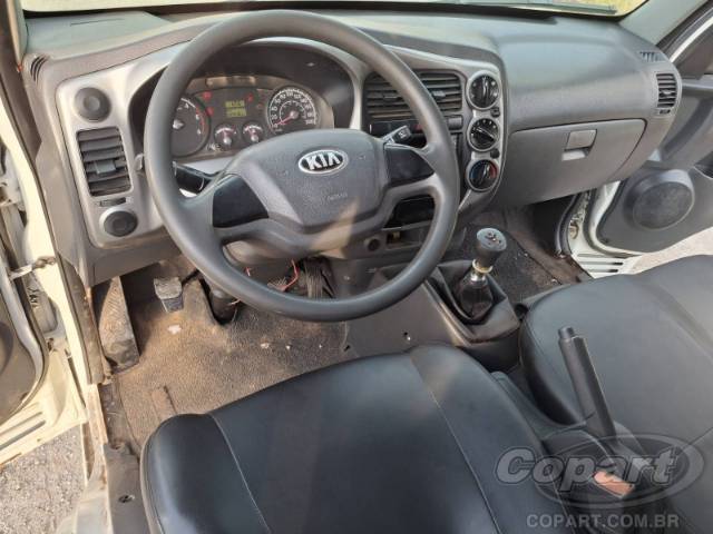 2015 KIA BONGO 