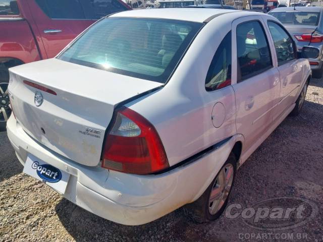 2006 CHEVROLET CORSA SEDAN 