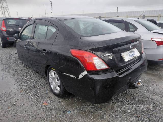2017 NISSAN VERSA 