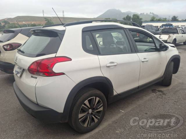 2022 PEUGEOT 2008 