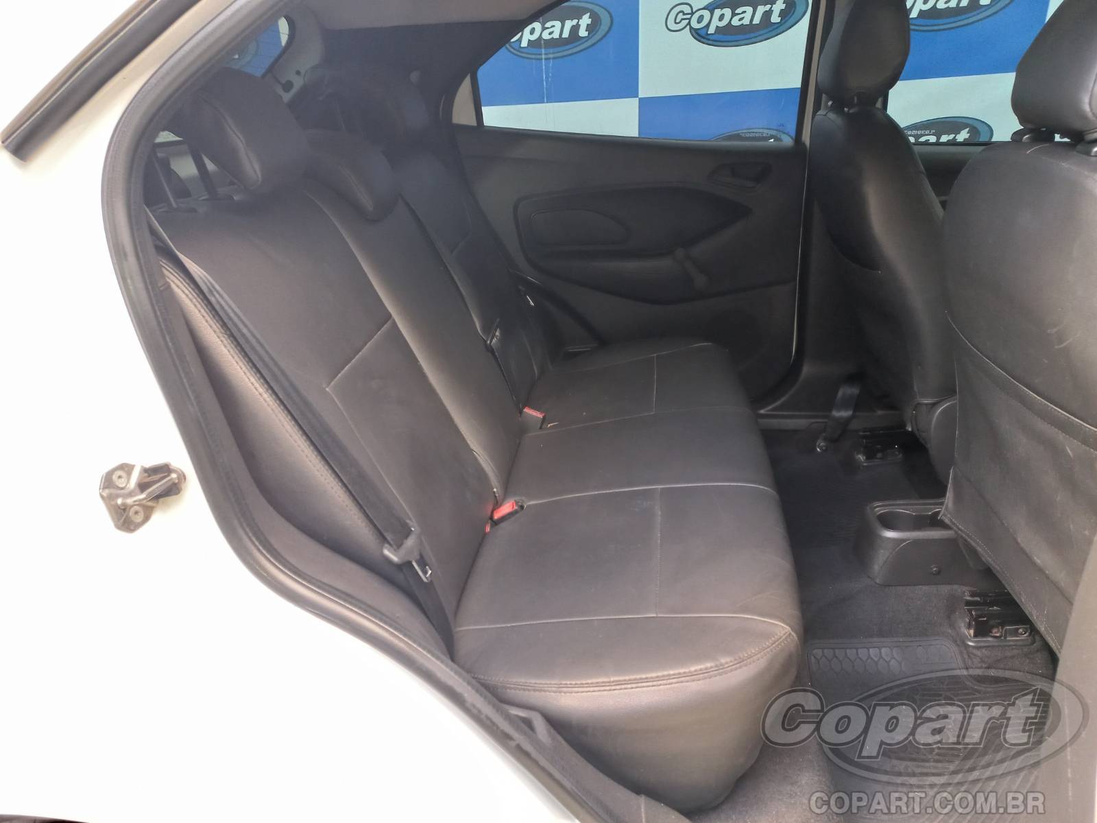 Foto 6 de 10: 2020 FORD KA