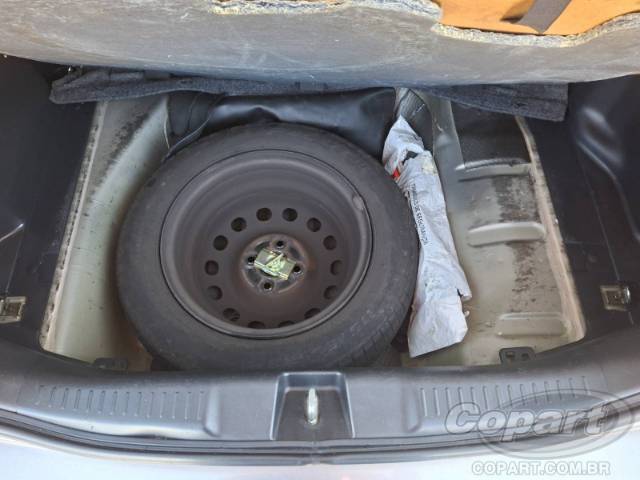 2004 HONDA FIT 