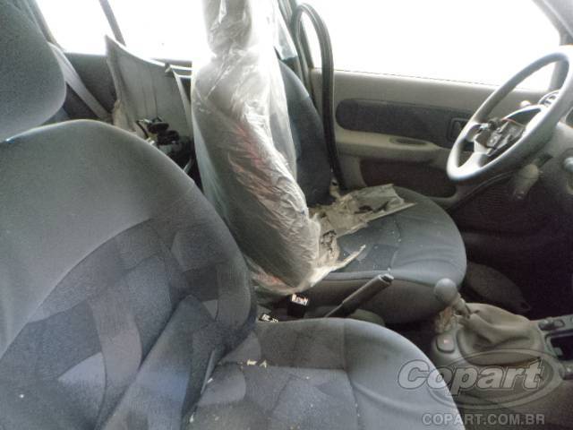Foto 5: 2001 RENAULT CLIO
