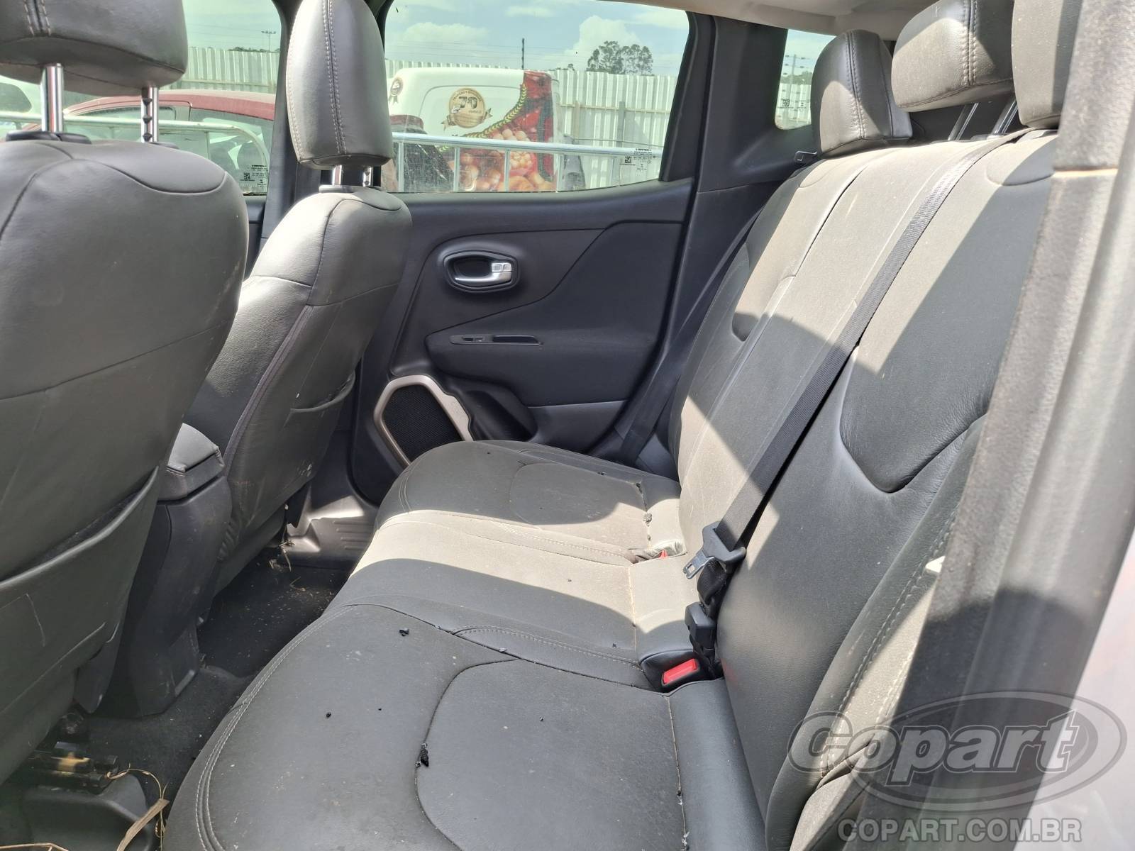 Foto 6 de 11: 2016 JEEP RENEGADE