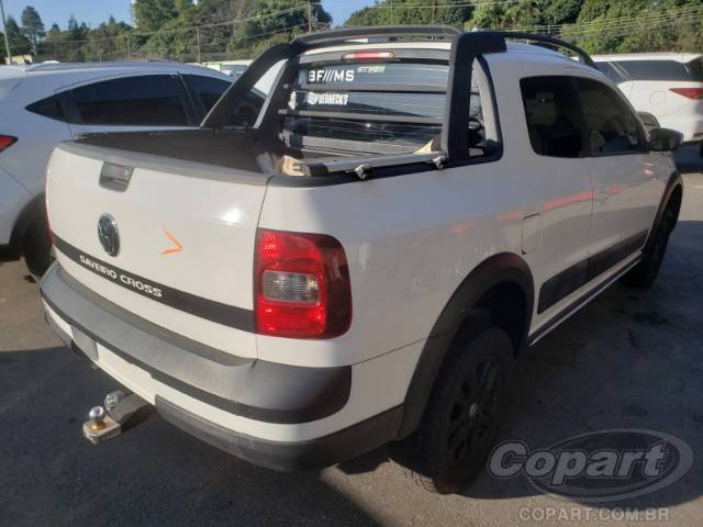 2015 VOLKSWAGEN SAVEIRO CD 