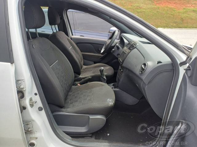 2025 RENAULT SANDERO 