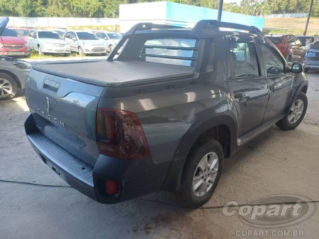 2019 RENAULT DUSTER OROCH 