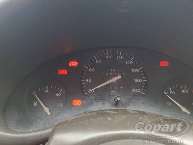 1996 CHEVROLET CORSA 